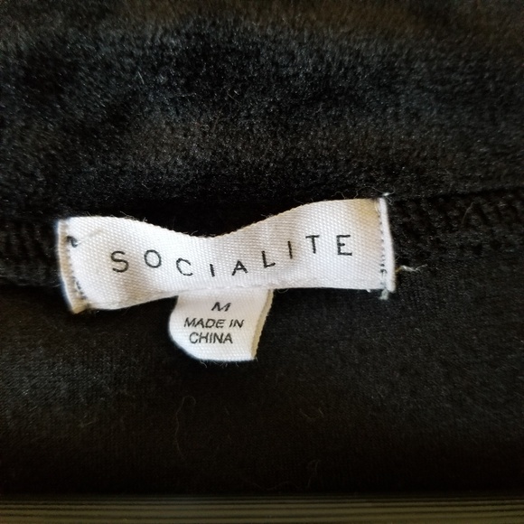 Last Chance SOCIALITE Black Velvet Bomber Jacket - Picture 8 of 8